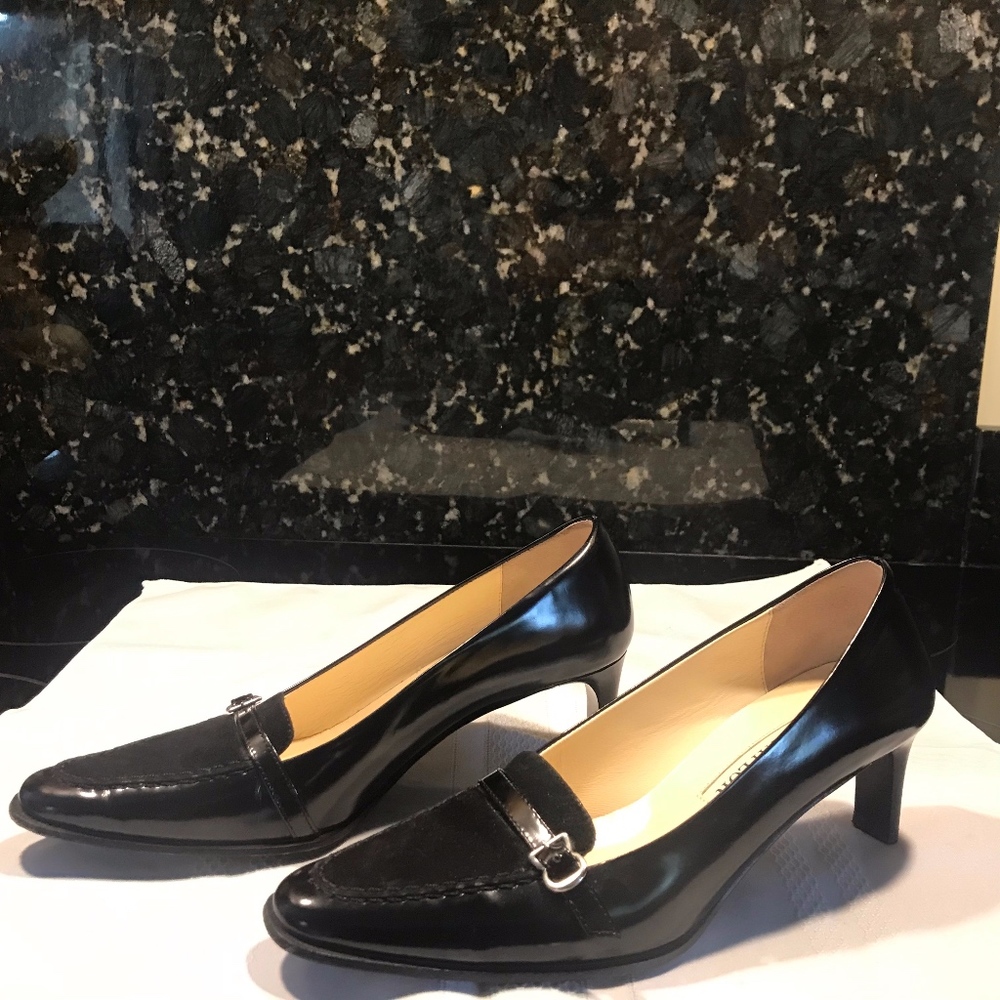 Ann Taylor 6.5M Black Leather Heels- Worn Once.
